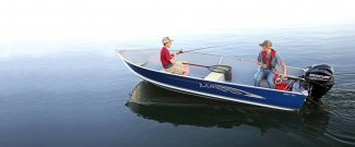 lund wc 16 aluminum fishing boat with young teens fishing on Gordon Bay lake water.